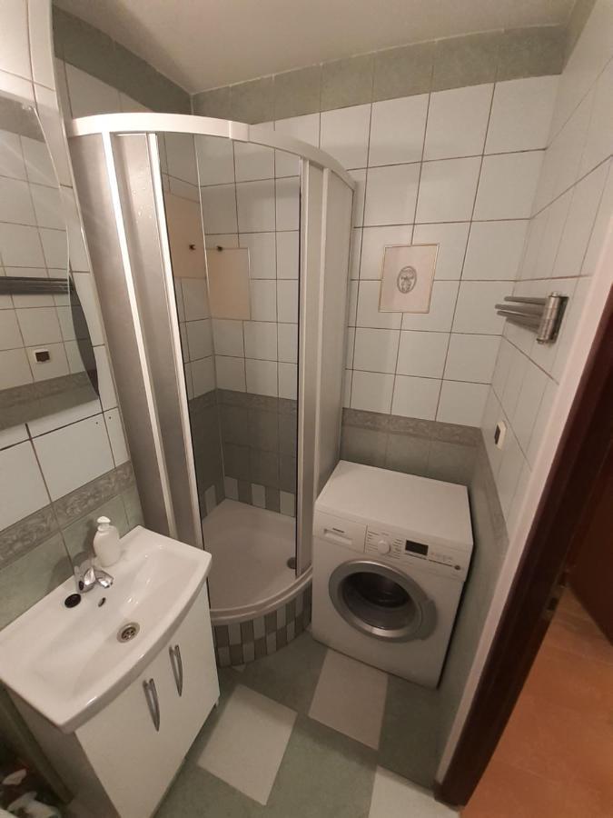 شقة Centrum Zlote Tarasy Metro Rondo Onz Balkon وارسو المظهر الخارجي الصورة