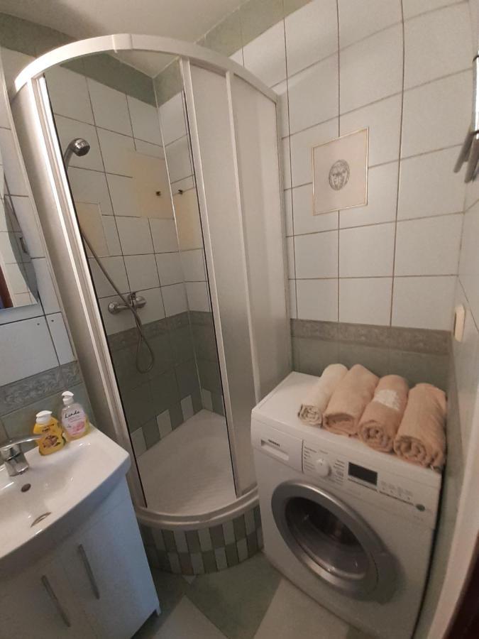 شقة Centrum Zlote Tarasy Metro Rondo Onz Balkon وارسو المظهر الخارجي الصورة